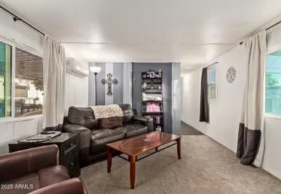 Photo 5 of 13 of home located at 10401 N. Cave Creek Rd, #11 Phoenix, AZ 85020