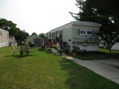 Mobile Home at 576 Lesperance Ct N. Rochester Hills, MI 48307