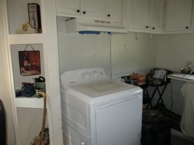 Photo 4 of 7 of home located at 576 Lesperance Ct N. Rochester Hills, MI 48307