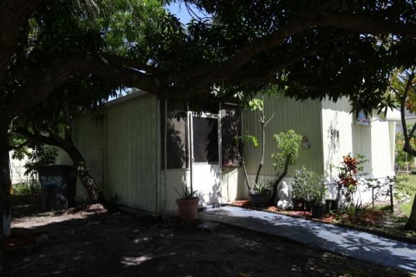1971 VILL Manufactured Home
