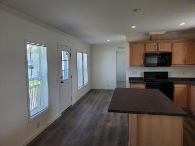 Photo 2 of 10 of home located at 6591 Laramie Dr Romulus, MI 48174