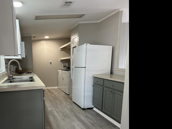 2001 SKYL 6602CT Mobile Home