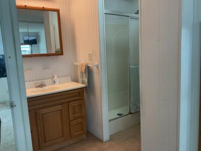 Photo 5 of 8 of home located at 15444 Lakeshore Villa St Tampa, FL 33613
