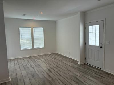 Photo 4 of 20 of home located at 34580 Ballyhoo Drive Zephyrhills, FL 33541