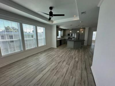 Photo 4 of 17 of home located at 928 Bonaire Avenue Venice, FL 34285