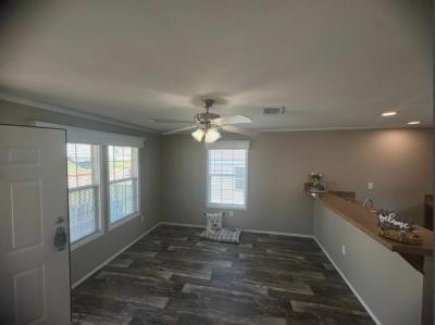 Photo 4 of 27 of home located at 13501 SE 29th Street #161 Choctaw, OK 73020