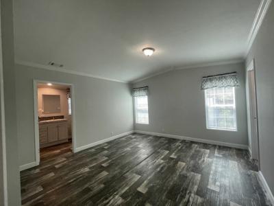 Photo 3 of 20 of home located at 90 Barry Ct. Mount Dora, FL 32757