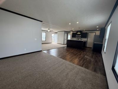 Photo 4 of 13 of home located at 4097 Wimbledon Ct Fort Wayne, IN 46818