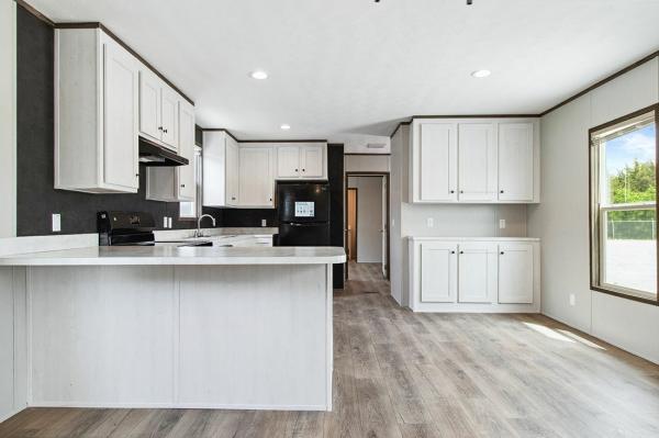 2025 Clayton Homes Inc Mobile Home For Sale