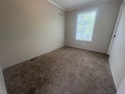 Photo 4 of 6 of home located at 20664 Seneca Dr Clinton Township, MI 48036