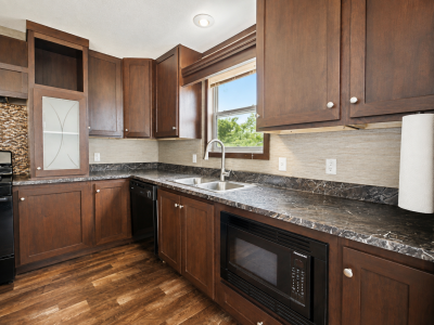 Photo 4 of 40 of home located at 534 E 37th Ave #563 Hobart, IN 46342