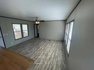 Photo 4 of 13 of home located at 35 Spring Lake Drive Wichita Falls, TX 76301