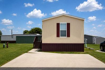Photo 2 of 4 of home located at 272 Leaf Ln New Braunfels, TX 78130