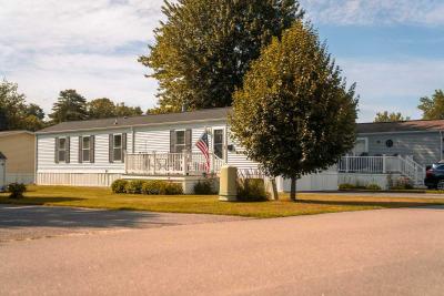 Photo 2 of 25 of home located at 311 Garnet Drive Scarborough, ME 04106