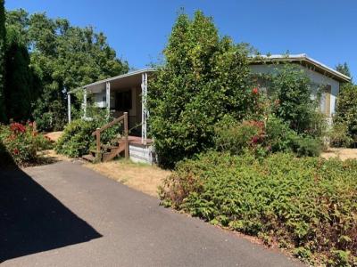 Photo 2 of 8 of home located at 2796 S Main Rd #021 Lebanon, OR 97355