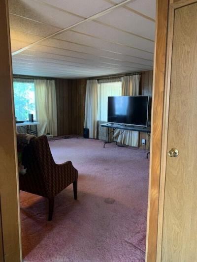Photo 4 of 8 of home located at 2796 S Main Rd #021 Lebanon, OR 97355