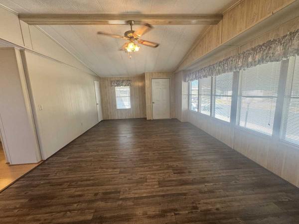 1985 Fleetwood Glenbrook Mobile Home