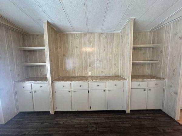 1985 Fleetwood Glenbrook Mobile Home