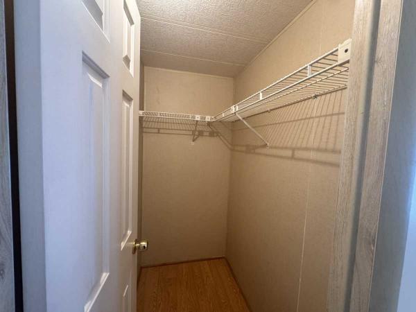 1985 Fleetwood Glenbrook Mobile Home