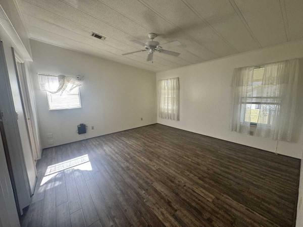1985 Fleetwood Glenbrook Mobile Home