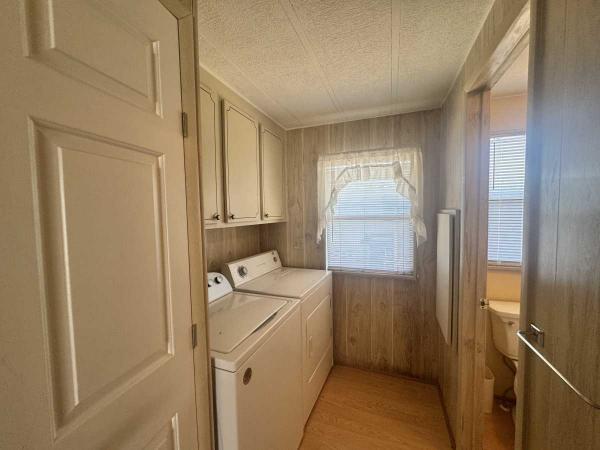 1985 Fleetwood Glenbrook Mobile Home