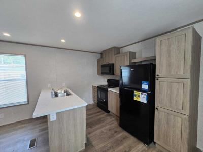 Mobile Home at 397 South Delaware St Mount Gilead, OH 43338