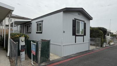 Photo 2 of 8 of home located at 8191 Calabash 33 Fontana, CA 92335