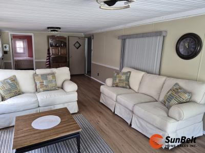 Photo 4 of 20 of home located at 40840 County Road 25 Lot 105 Lady Lake, FL 32159