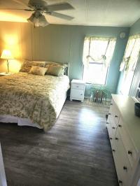 1987 merit Mobile Home