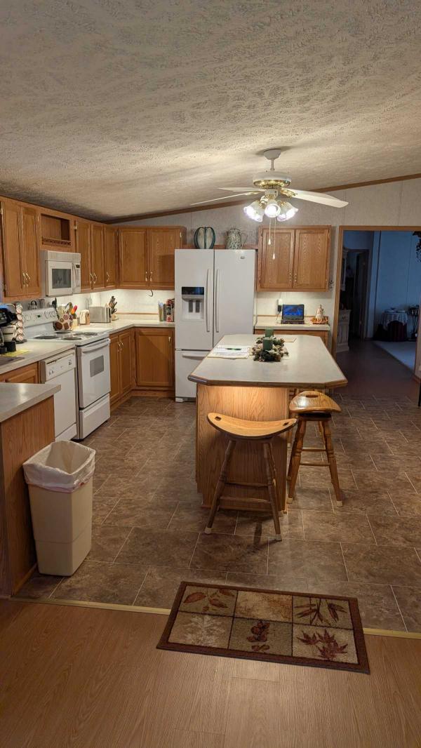2000 Dutch Mobile Home For Sale