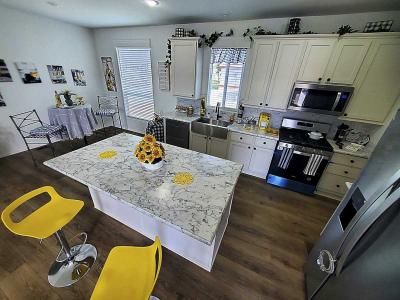 Photo 3 of 28 of home located at 21621 Sandia Rd #138 Apple Valley, CA 92308