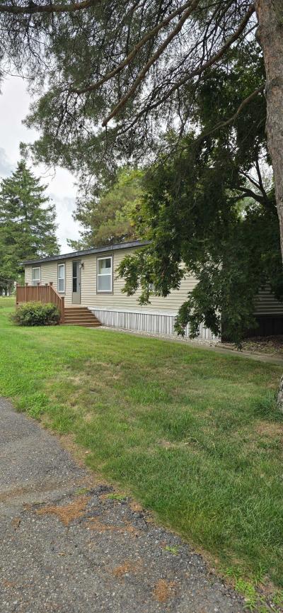 Photo 4 of 21 of home located at 302 Brandywine Pl, #394 Lansing, MI 48906