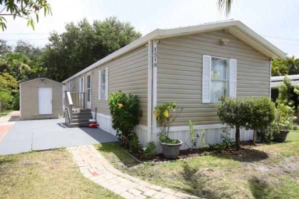 2000 WEST Manufactured Home