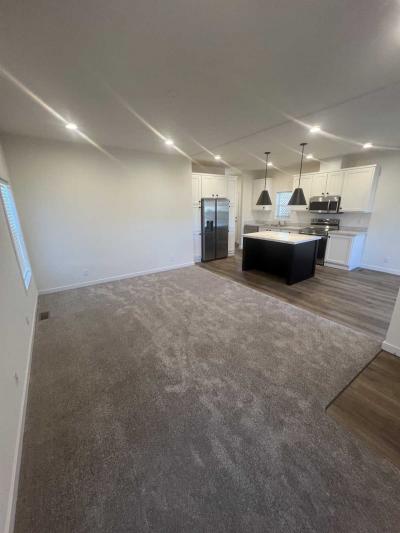 Photo 3 of 16 of home located at 3555 S. Pacific Hwy Medford, OR 97501