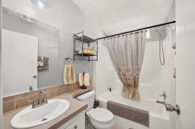Photo 4 of 38 of home located at 3151 NW 44th Avenue Ocala, FL 34482