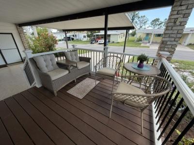 Photo 3 of 29 of home located at 2109 Pier Drive Ruskin, FL 33570