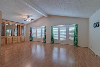 Photo 3 of 20 of home located at 8122 W. Flamingo Rd. Las Vegas, NV 89147