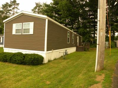 Photo 2 of 19 of home located at 7 Plank Rd Waterford, NY 12188