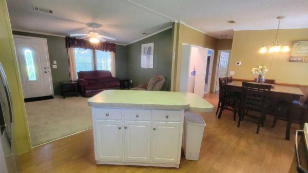 2005 FTWD Mobile Home For Sale
