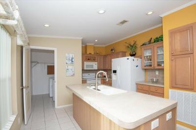 Photo 4 of 8 of home located at 2032 E. Lakeview Drive Sebastian, FL 32958