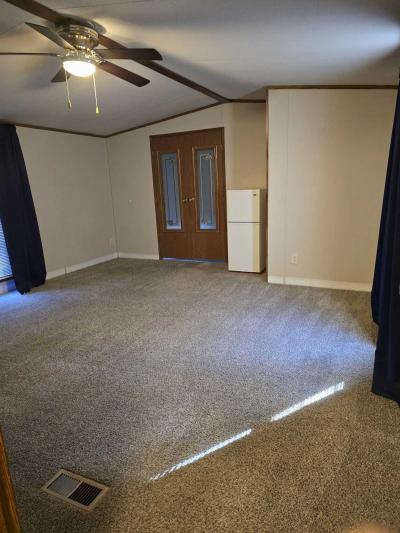 Photo 3 of 9 of home located at 959 S 73rd Pl Kansas City, KS 66111
