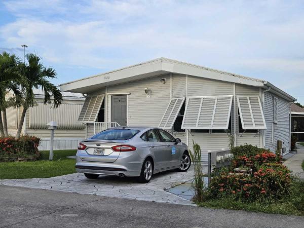 1994 Park Manufactured Home