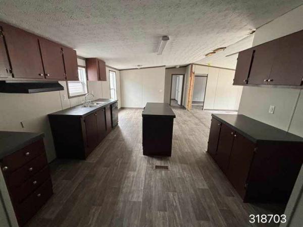 Photo 1 of 2 of home located at La Manufactured Homes Llc 2107 Graham St Lake Charles, LA 70601