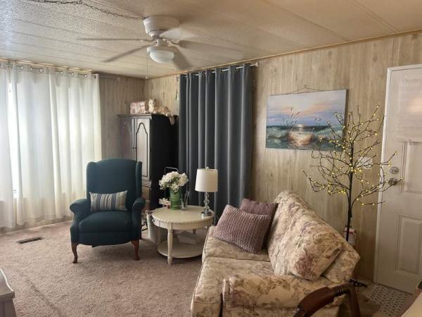 1982 TWIN Manufactured Home