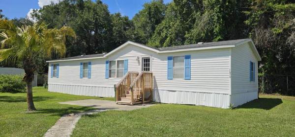 1999 Sprienta Mobile Home For Sale