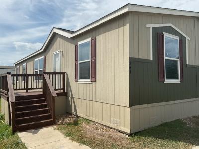 Photo 1 of 16 of home located at 561 Bandera St. San Marcos, TX 78666
