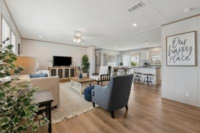Photo 2 of 8 of home located at 7601 Daffan Lane #423 Austin, TX 78724