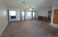 1999 SKYL 27x52 Mobile Home