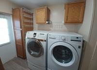 1999 SKYL 27x52 Mobile Home