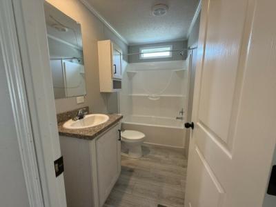 Photo 2 of 10 of home located at 919 Kathy Circle Flint, MI 48506